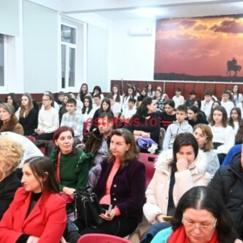 Actorii de la Teatrul V.I. Popa Bârlad au impresionat cu un recital de poezie și muzică din creația eminesciană