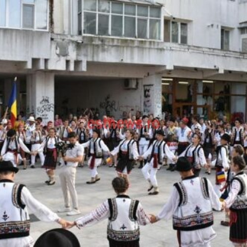 Începe Festivalul Internațional "Hora din Străbuni" în județul Vaslui! Bilete disponibile pentru spectacolele cu invitați internaționali