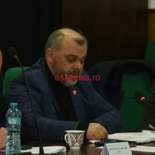 4 milioane lei pentru proiectul de renovare și dotare "BiblioHub Vaslui": 26 de biblioteci vor primi echipamente informatice. Finanțare nerambursabilă pentru modernizarea bibliotecilor și dezvoltarea competențelor digitale în județul Vaslui.