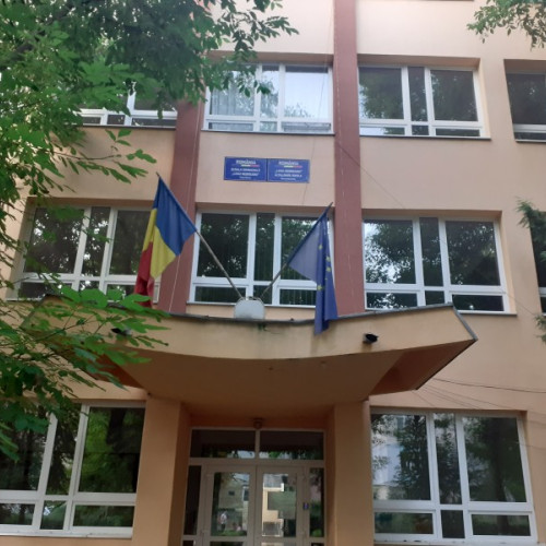 Alerta bomba falsa la o scoala din Târgu Mureș