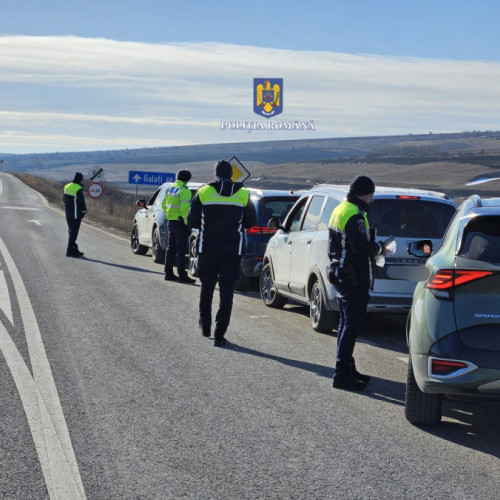 900 de șoferi au fost sancționați pentru încălcarea regulilor în weekendul trecut, în urma controalelor făcute de polițiști pe șosele în toată țara