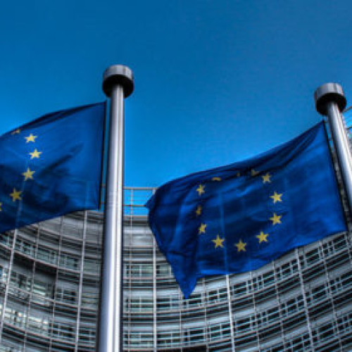 Instituţiile UE au ajuns la un acord privind reducerea emisiilor vehiculelor grele