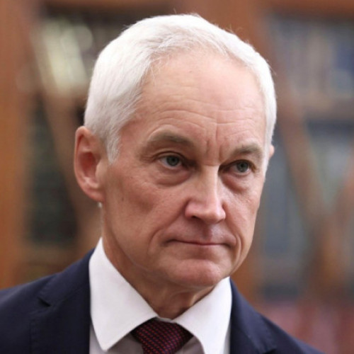 Noul Ministru al Apărării din Rusia 


Ucraina preocupată de numirea unui economist la conducerea apărării Rusiei