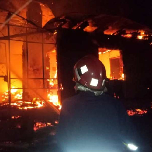 Gospodăria din Bordești, distrusă de flăcări de neoprit!