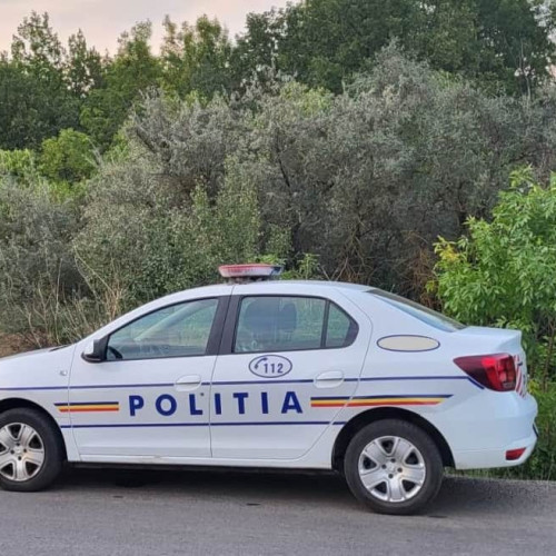 Persoană rănită în urma unui accident rutier la Săsciori. Două mașini implicate. Trafic îngreunat pe DN 67.