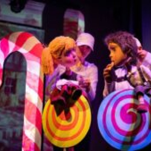 Teatrul Arlechino Brașov prezintă spectacolul „Hansel și Gretel” în două festivaluri internaționale din România!