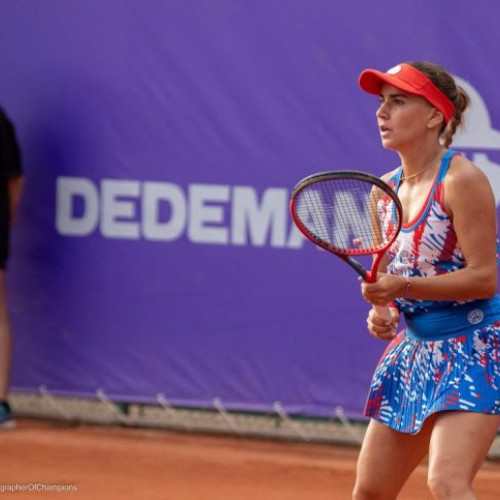 Irina Bara s-a calificat în optimile turneului de la Madrid: Tenismena română a reușit să ajungă în runda a doua a competiției ITF, dotată cu 100.000 de dolari în premii, după câștigarea meciului împotriva lui Destanee Aiava din Australia.