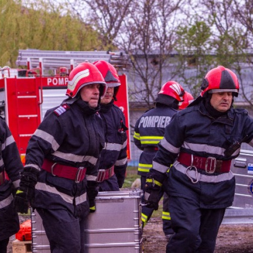 Exercițiu de amploare contra un incendiu organizat la Focșani de instituțiile responsabile