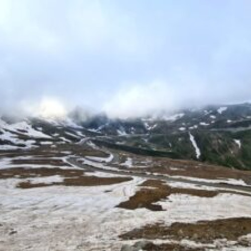 Ninsoare la Rânca, pregătiri pentru redeschiderea Transalpinei