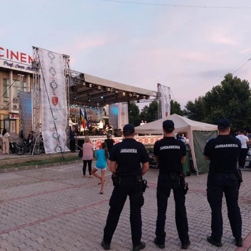 Jandarmeria Galați interzice vânzarea alcoolului în preajma finalei Cupei României. Fani Oțelului avertizați să evite scandalurile.