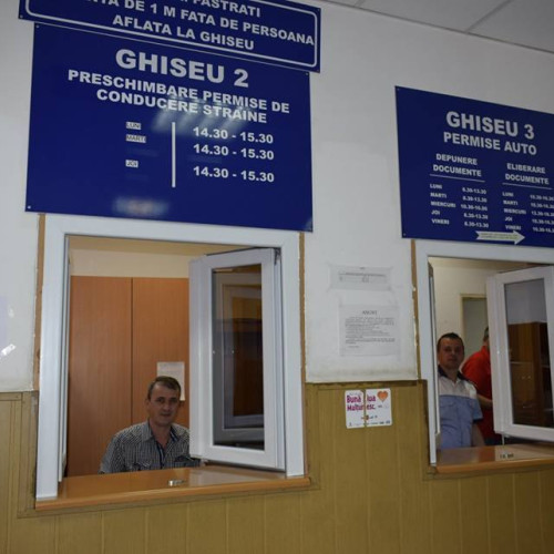 Două posturi de agenți disponibile la Serviciul Public Comunitar Regim Permise Dâmbovița pentru Permise de Conducere și Înmatricularea Vehiculelor