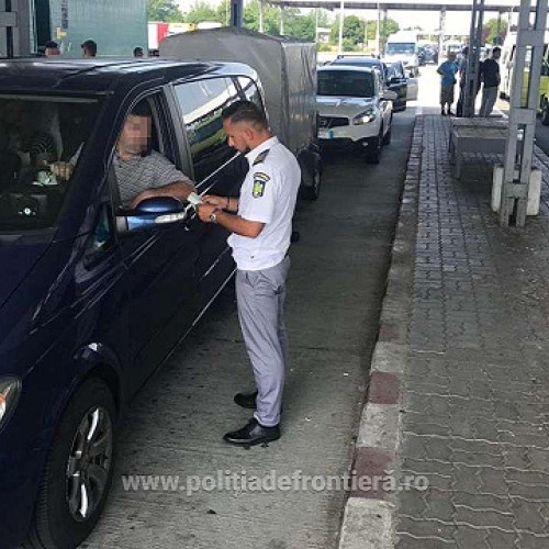 Român încercând să treacă granița cu un certificat ITP expirat de patru ani