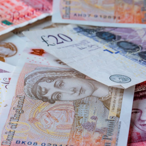 Banii murdari ai lumii, dezvăluiți de min. adjunct de externe al Regatului Unit că trec prin băncile din Londra și teritoriile britanice de peste mări