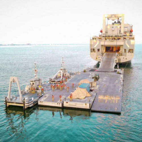 Primul transport de ajutor umanitar prin portul USA a ajuns cu succes în Gaza