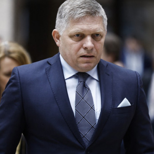 Premierul Robert Fico, în continuare în stare gravă. Medicii iau în calcul transferul la Bratislava.