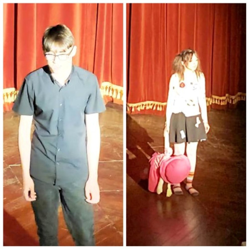 Ana – Roberta și Robert Dumitrașcu, elevi ai Școlii Populare de Artă Focșani, câștigători la Festivalul „genTeatru”