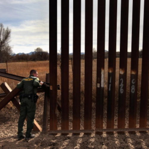 Un membru al Gărzii de Frontieră a fost arestat pentru că a împușcat mortal un bărbat care încerca să fugă în România în timpul legii marțiale