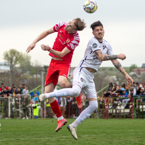 Ultimele meciuri din Liga a III-a pentru sezonul curent vă dau emoții echipelor gălățene pentru locul al treilea. CSM Focșani își dă întâlnire cu Braniștea, în timp ce Sporting se duelează cu vecinii de la Unirea.