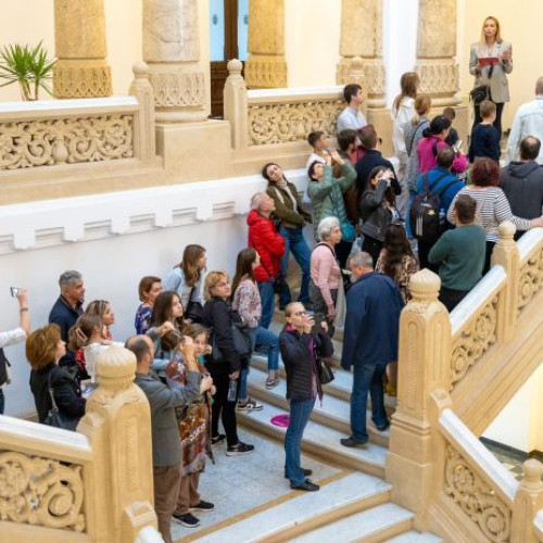 Peste 1000 de persoane au vizitat Primăria Municipiului București în cadrul evenimentului "Noaptea Muzeelor" la 4-a ediție consecutivă