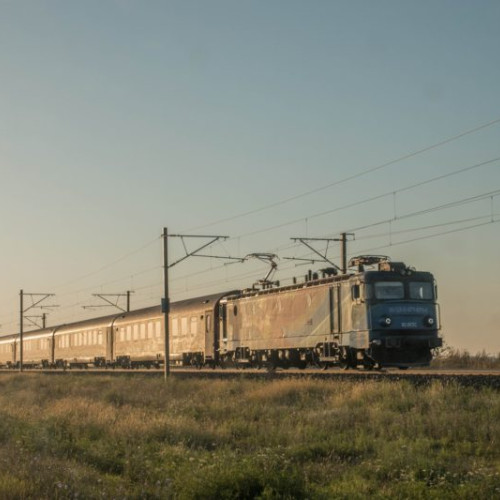 Încep rezervările pentru trenurile estivale din Tg. Mureș în Programul CFR Călători.