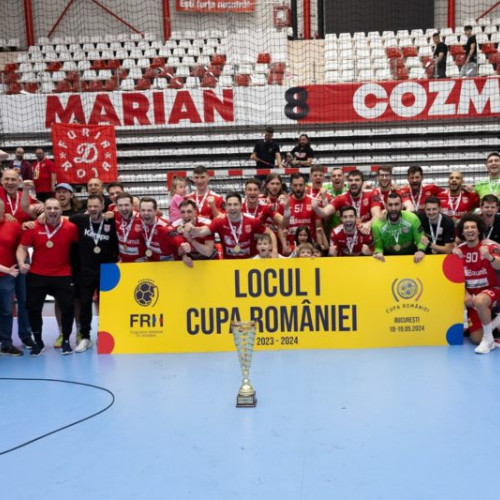 Dinamo, câștigătoare a Cupei României la handbal masculin pentru a 8-a oară.