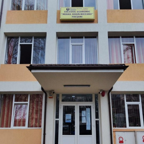 Colegiul Economic Focșani a obținut locul II la un concurs național de securitate și sănătate în muncă