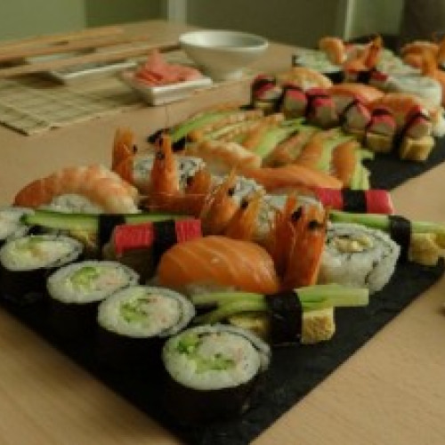 Bucătarul japonez plătește 20.000 de dolari pentru un cuțit de sushi de calitate înaltă și rezistent - Expertul în manufacturarea cuțitelor revoluționează tradițiile japoneze