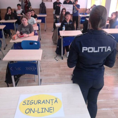 Proiectul Național pentru Siguranța Online, promovat în școlile din Vrancea de IPJ