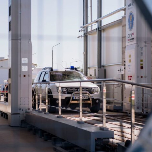 Primul scanner mobil cu raze X din România, operaţional la punctul de trecere a frontierei din Giurgiuleşti!