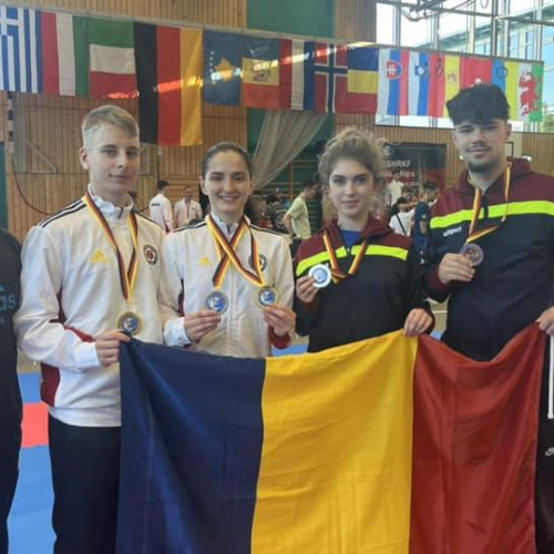 Campioni și medalii pentru CS Târgoviște la Campionatul European de Karate Shito Ryu