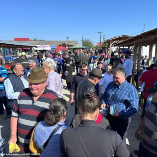 Flutur s-a întâlnit cu producători la piața Arbore pentru sprijin. A discutat cu peste 1000 de persoane și a împărtășit probleme. Propuneri pentru apicultori, crescători de animale și legumicultori.