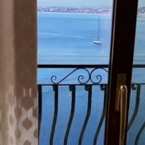 Turista care a fost înșelată cu o cameră cu "vedere la mare" în Italia a aflat adevărul amar: "Nimeni nu m-a păcălit așa până acum