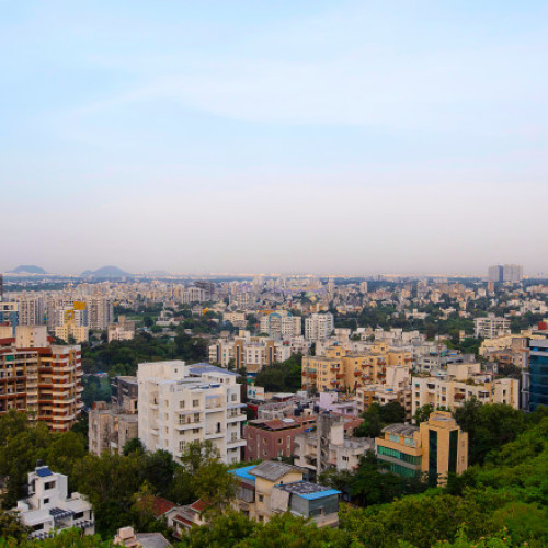 Un adolescent din India a omorât doi oameni în timp ce conducea beat. Drept pedeapsă, a fost pus să scrie un eseu