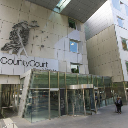 Mama condamnată pentru forțarea fiicei la căsătorie, care a dus la moartea acesteia