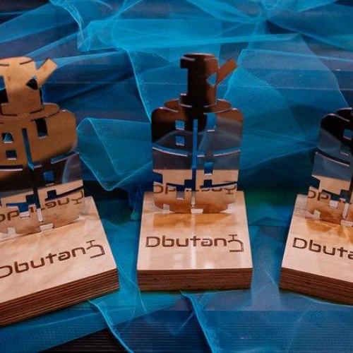 Startul înscrierilor la DbutanT, festivalul dedicat actorilor aflați la început de drum, a fost dat la Teatrul Andrei Mureșanu din Sfântu Gheorghe!