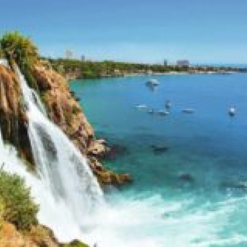 Turcia se așteaptă la o creștere a turiștilor români la Antalya după scutirea de vize