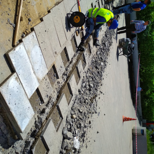 Se Renovează Instalația Electrică de pe Esplanada Potcoava de Aur