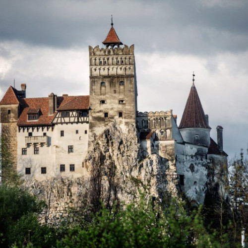 Premieră la Castelul Bran: Festivalul de Film Independent American debutează în premieră la castelul istoric din județul Brașov.