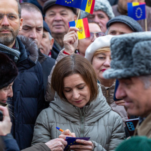 12 partide semnează pact pentru aderarea Republicii Moldova la UE, Maia Sandu în pericol