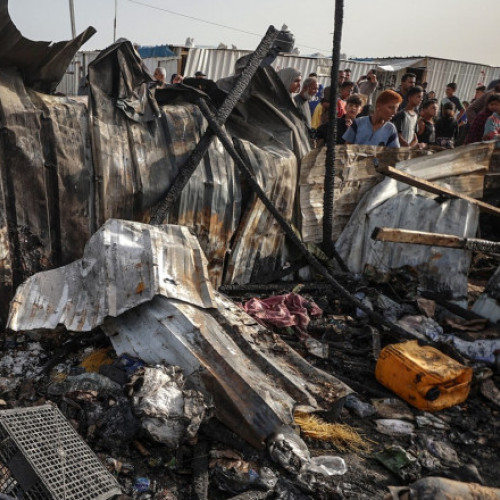 35 de morți după ce israelienii au lovit o tabără din Rafah unde se adăposteau palestinieni. Organizațiile umanitare sunt "îngrozite"