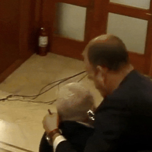 Florin Roman are nevoie de 5 zile de Îngrijiri Medicale După Bătaia din Parlament - Raport Medicolegal Confirmă Leziunile