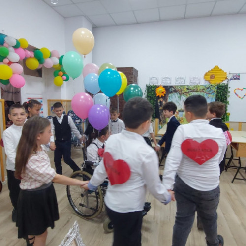 Cercul Pedagogic al Profesorilor de Religie din Protoieria Covurlui: Tema întâlnirii - "Anul Omagial al Pastorației și Îngrijirii Bolnavilor" aduce profesorii și preoții împreună pentru discuții practice și desprinse din textele sfinte despre îngrijirea bolnavilor, în Prechea.