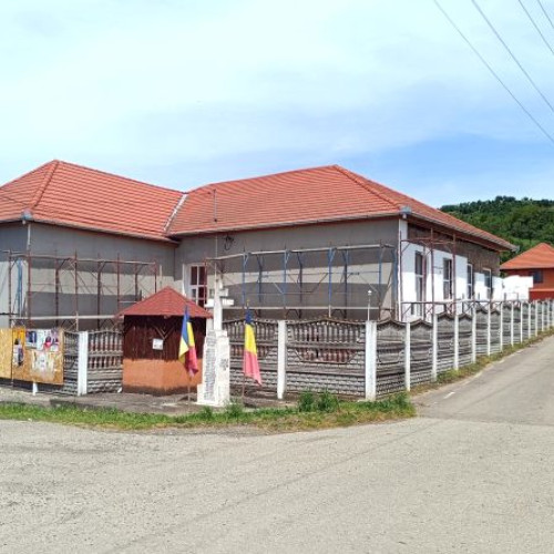 Două cămine culturale din Ilia, renovate și modernizate prin fonduri nerambursabile