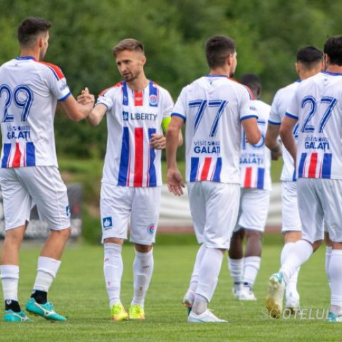 Fotbal: Oţelul Galaţi a prelungit contractele cu fundaşii Jelev şi Silva