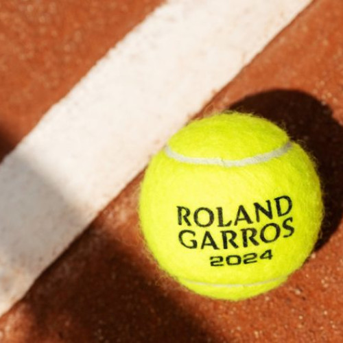 Jaqueline Cristian suferă înfrângerea în primul tur de Roland Garros, în fața Jelenei Ostapenko, ocupanta locului 10 în clasamentul mondial