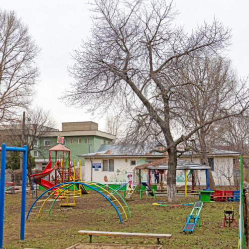 Gărdiniță din Aurel Vlaicu va fi renovată pentru a fi mai eficientă din punct de vedere energetic prin contract semnat de Primăria Galați cu firma SMB Solid Trust Partner SRL