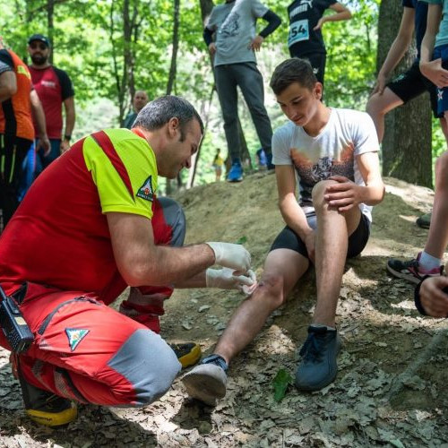 Ziua Lacului Albastru 2024: Succesul Crosului și Parteneriatul cu Salvamont Maramureș