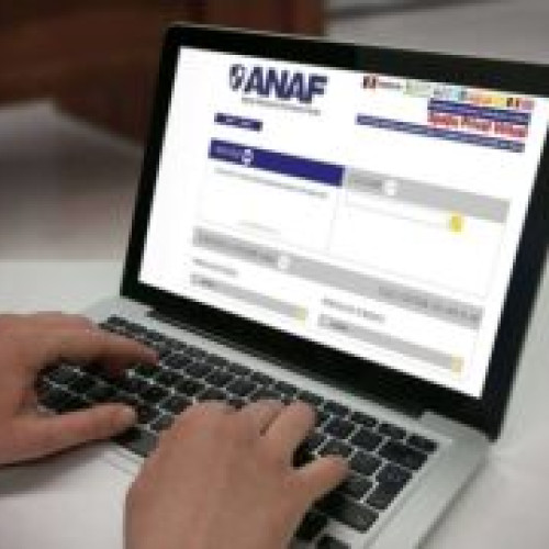 Fiscul deschide magazin online cu bunuri confiscate direct de pe internet. Românii vor putea licita produsele confiscate de ANAF de la datornici în cadrul unui magazin virtual special creat pentru recuperarea prejudiciilor aduse statului. Obiectele se vor vinde la prețuri atractive, cu reduceri de 50% după a treia licitație. Dacă vrei să fii la curent cu ofertele, dă-ne un Like pe pagina noastră de Facebook!