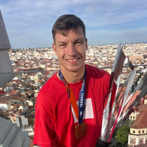 Harghiteanul Apor Gyorgydeak, atul implicit al României, păstrează poziția de lider mondial la teqball