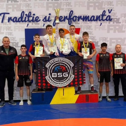 Luptătorii mureșeni, victorioși la Cupa României Under 17 la lupte